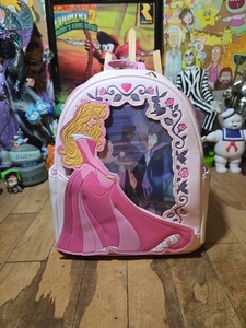  RAR Neu mit Etikett Dornröschen Lentikular Mini Rucksack Loungefly Disney  - Bild 1 von 7
