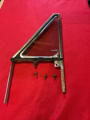 International Scout II 1971-1980 puerta de pasajero montaje de ventana de ventilación original Foto 1 de 4