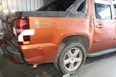 Luz trasera derecha pasajero CHEVROLET AVALANCHE 1500 RH 07 08 09 10 11 12 Foto 1 de 4