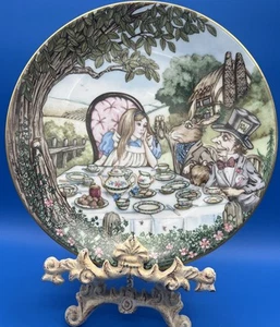 ALICE IN WONDERLAND COLLECTOR PLATE SANDY NIGHTINGALE 1981 24-carat #882 - Picture 1 of 10
