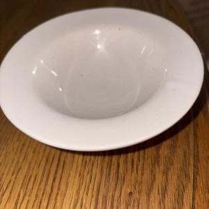 4.5 Replacement White Glass Dish for Oil Warmer Tart Burner Round - Picture 1 of 4