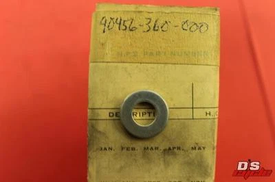 NOS HONDA CR125 MT125 WASHER 9MM PART# 90456-300-000 - Image 1 of 4