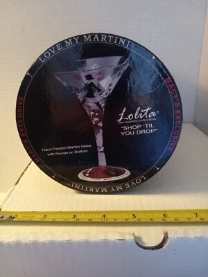 Vaso Martini pintado a mano Lolita "Shop 'til You Drop" nuevo en caja Foto 1 de 4