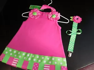 Vestido rosa con lengüeta y clip de encaje de Mud Pie, talla 0-6 Mos, nuevo con etiquetas - Imagen 1 de 7