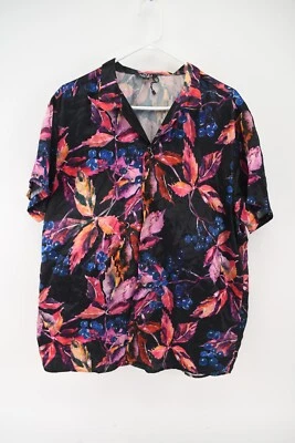 Мужская многоцветная рубашка BooHoo с цветочным принтом с коротким рукавом на пуговицах размер XL - Изображение 1 из 4