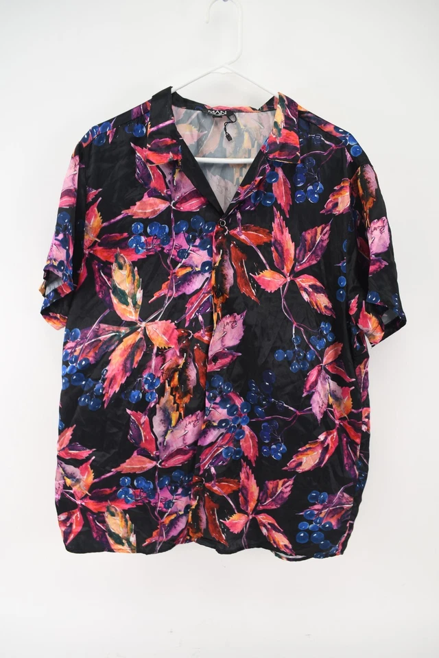 Camisa BooHoo Hombre Hombre Multicolor Estampado Floral Manga Corta Abotonada Talla XL Foto 1 de 4