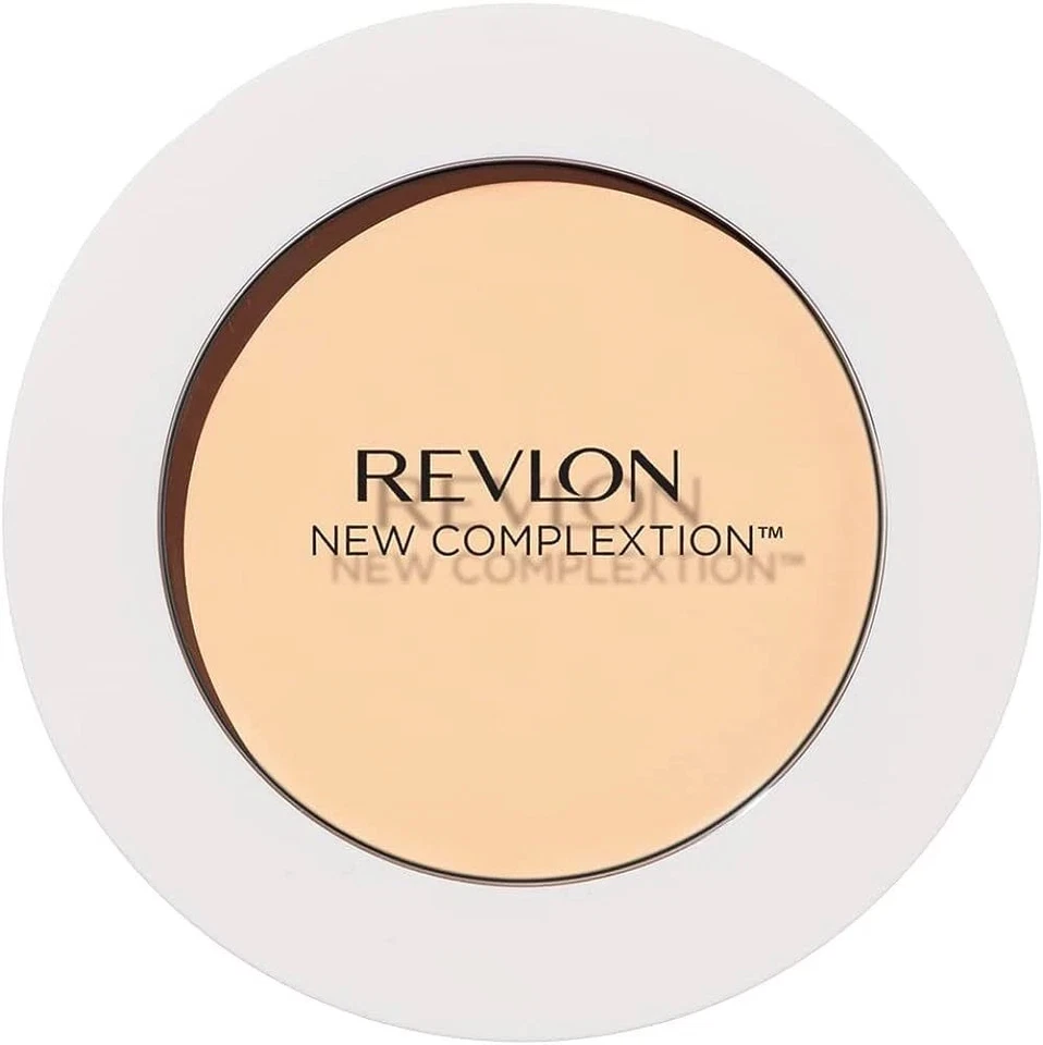 Revlon New Complexion One Step Oil Free Compact Makeup SPF 15 10 natural tan - Image 1 of 1