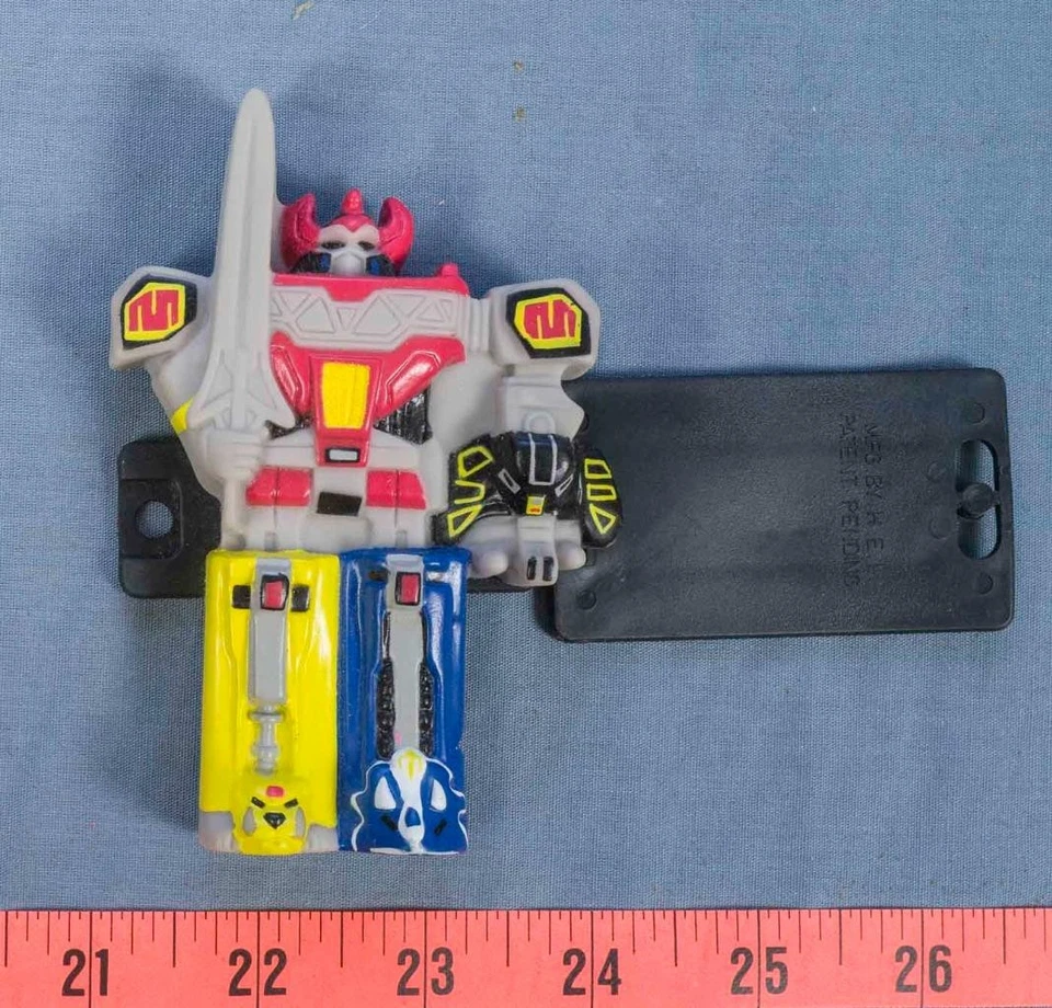 Hebilla de cinturón de plástico vintage de dibujos animados Voltron Defender of the Universe para niños  Foto 1 de 1