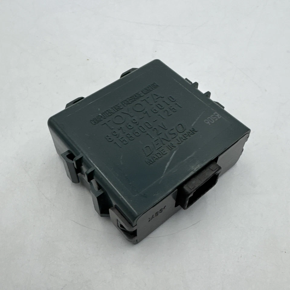 Sensor monitor de presión de neumáticos Lexus CT200H 2011-14 TPMS 89769-76010 fabricante de equipos originales de fábrica Foto 1 de 4