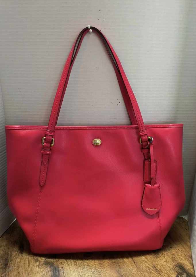 BOLSO DE MANO COACH CORAL F27349 PEYTON CUERO CREMALLERA Foto 1 de 4