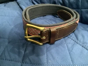 Vineyard Vines Shep & Ian Canvas Pink Belt Whales Sz 34 - Picture 1 of 8