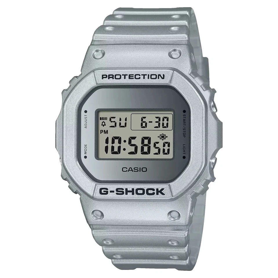 Reloj digital Casio G-Shock DW-5600FF-8 metálico plateado retro futurista vintage Foto 1 de 1