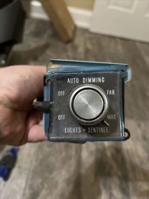 Cadillac Deville 1967-68 sistema completo de faros centinela con atenuación automática Foto 1 de 4