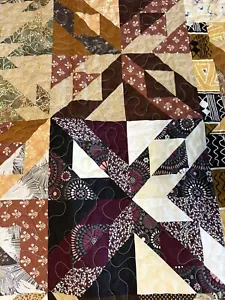 Trapunta "Falling Stars" fatta a mano completa/regina di nuova produzione 64x65 pollici, marrone - Foto 1 di 7