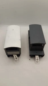 TOMY Lote de 2 Furgonetas Freno Thomas & Friends Caboose Plarail Trackmaster Gris - Imagen 1 de 5