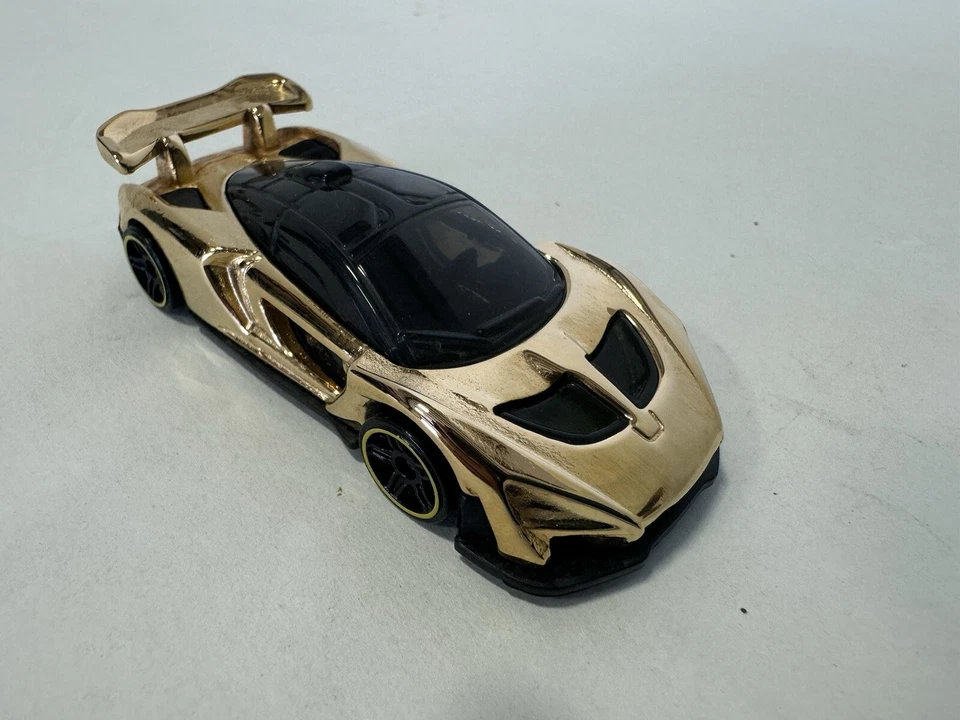McLeran Senna de oro 24K personalizado Foto 1 de 4