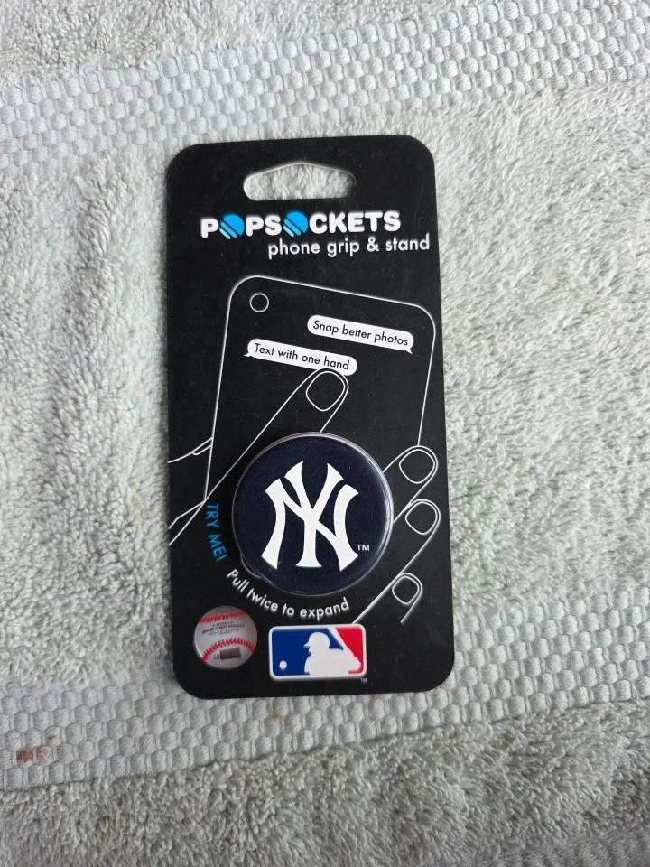 New York Yankees Popsockets PopGrip - Image 1 of 2