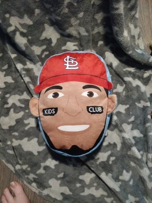 Almohada de felpa emoji club infantil Yadier Molina de los Cardenales de San Luis Rawlings MLB #4 Foto 1 de 2
