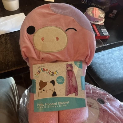 Original Squishmallows Patty Hooded Blanket Pink 30" X 50" NEW - Image 1 of 2