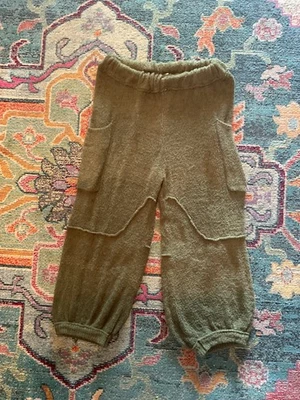 Calça de Moletom Free People FP Beach Verde Oliva Terry Joggers Free People Extra Grande Excelente Estado Usado - Imagem 1 de 4