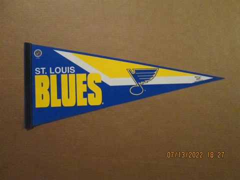 NHL St.Louis Blues Vintage Circa 2000's Large Blue Note Team Logo Pennant Cover
