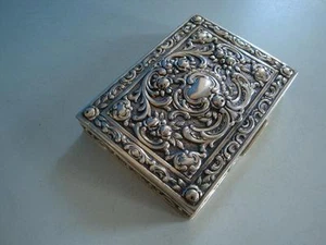RSHK16-051: Lidded Box Tin 800 Silver with Fruit Decor - Picture 1 of 6