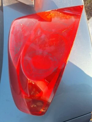 03 04 05 06 Nissan Infiniti G35 X LH lado esquerdo do motorista LED lanterna traseira quarto - Imagem 1 de 2