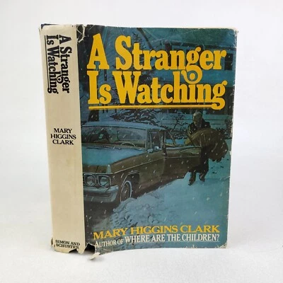 Stated 1st/1st Mary Higgins Clark "A Stranger is Watching" HC/DJ Simon Schuster - Imagem 1 de 4