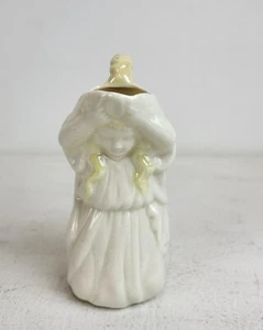 Belleek Undine Wassernymphe Mädchen Muster Milchkännchen Elfenbein & Gelb Hergestellt in Irland - Bild 1 von 9
