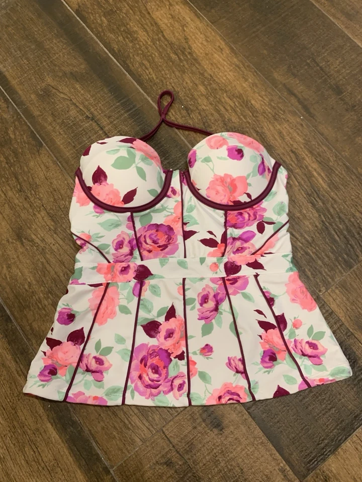 Camiseta Tankini Betsey Johnson Talla Pequeña! Foto 1 de 4