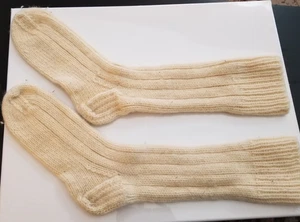 Irish Wool Socks, VINTAGE, Mens, 11 inch Hand Knitted, Authentic. Cream. - Picture 1 of 10