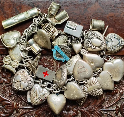 CARGADO, ESTERLINA Vintage Water L. Lampl y otros charm pulsera.   Foto 1 de 4