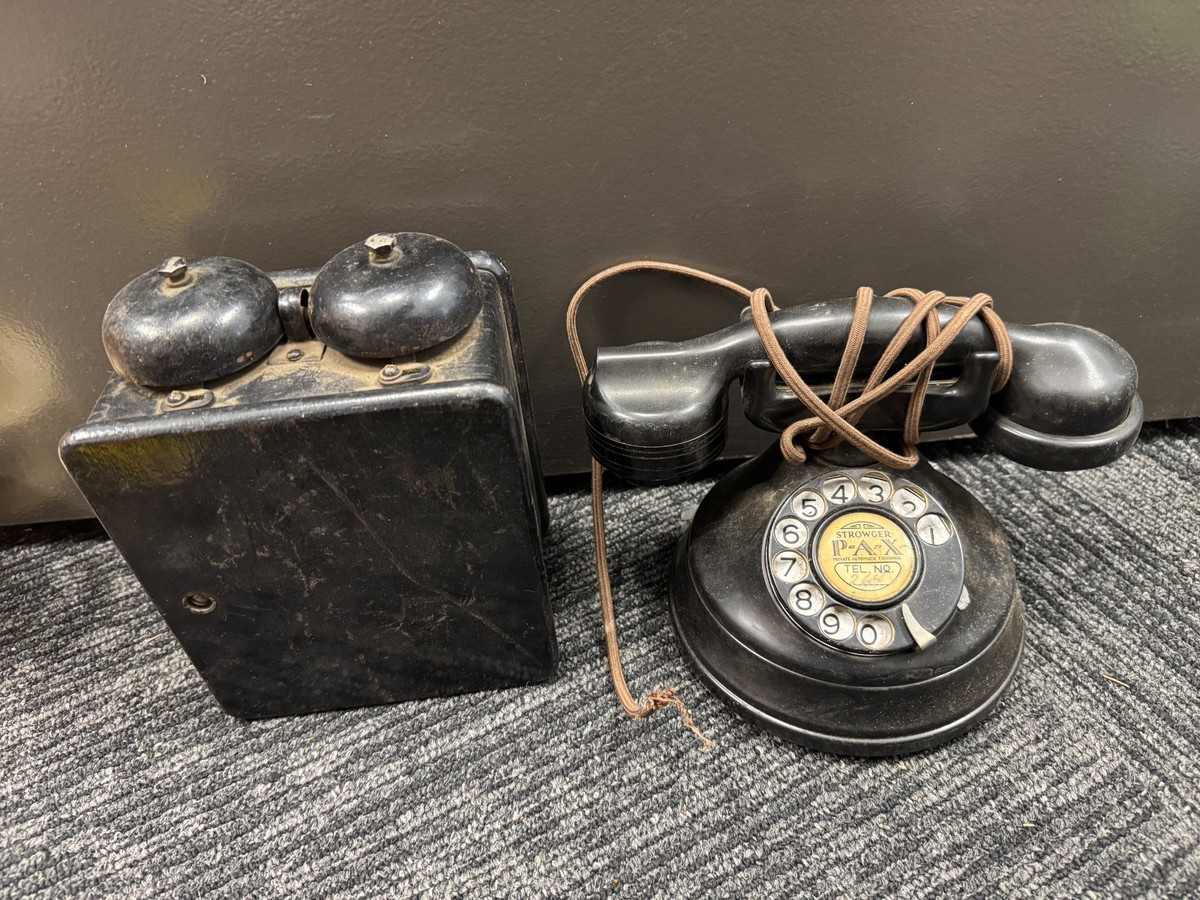 Telephone Ringer Indiana Collectible Telephones (1940-1969