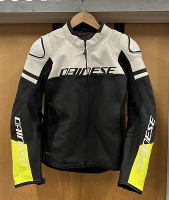 Chaqueta de moto Dainese Agile de cuero blindado talla 48 moto negra blanca neón Foto 1 de 4