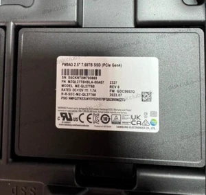 Original Samsung PM9A3 7.68TB SSD U.2 NVME MZ-QL7T60 PCIE MZQL27T6HBLA-00A07 New - Afbeelding 1 van 3