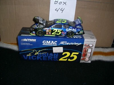 Coche de novato 1/24 Action Nascar 2004 #25 GMAC Brian Vickers Foto 1 de 3