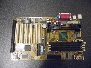 ASUS P3B-F Rev.1.04 Intel 440BX Slot 1 ATX AGP SDRAM IDE ISA - Bild 1 von 4