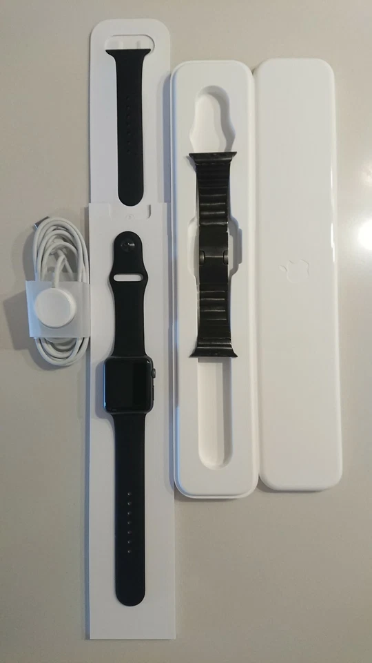 Apple Watch Sport 42mm Case 7000 Series Space Gray Aluminium 1°Generazione - Imagen 1 de 4