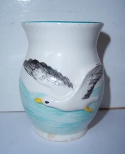 VTG GERMANY MINI VASE***3" TALL***HP RAISED RELIEF SEAGULL, POTTERS MARK - Imagen 1 de 9