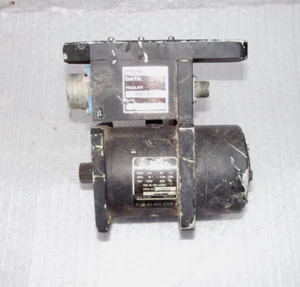 Motor DC M242 12524409, 6105-01-443-8388 - Imagen 1 de 11
