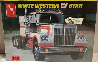 AMT 724/06 Kit 1/25 Camion Bianco Western Star - Immagine 1 di 2
