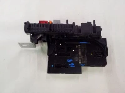 Módulo de ativação de sinal de porta-malas | Compatível com 2010-2011 Mercedes Benz GLK-Class - Imagem 1 de 4