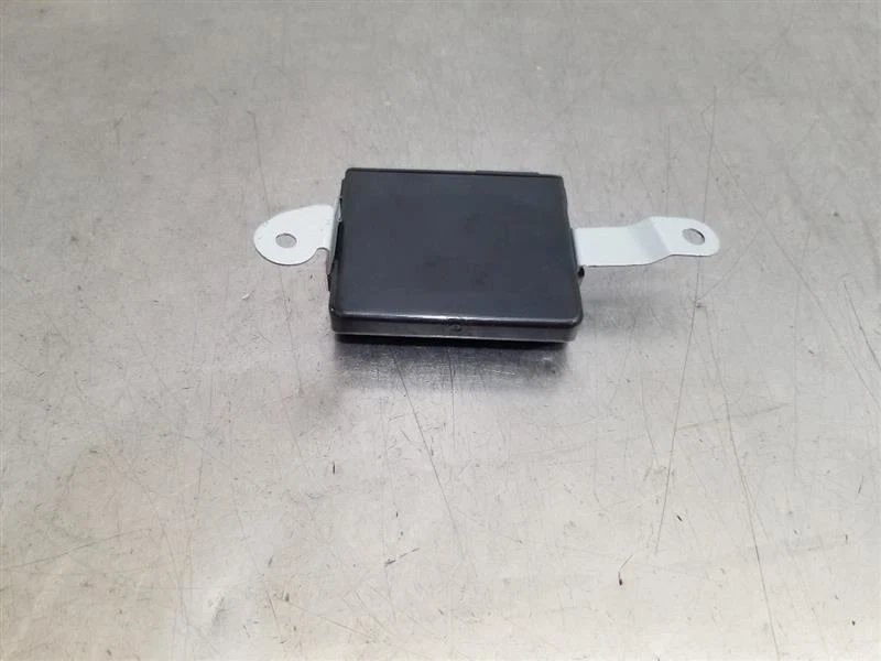 08-11 13-15 MÓDULO DE CONTROL DE MEMORIA OEM LEXUS LX570 8943060071 Foto 1 de 4