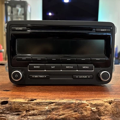 Receptor de radio estéreo AM-FM-CD-MP3 VOLKSWAGEN GTI GOLF MK6 compatible con 2012-2014  Foto 1 de 4