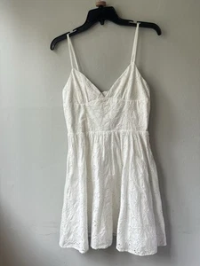 Zara white cut work embroidery dress size S NWT read - Picture 1 of 7
