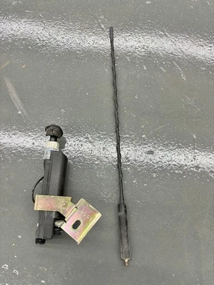 Conjunto de antena de radio BMW Z3 E36 Roadster 96-02 original OEM Foto 1 de 4