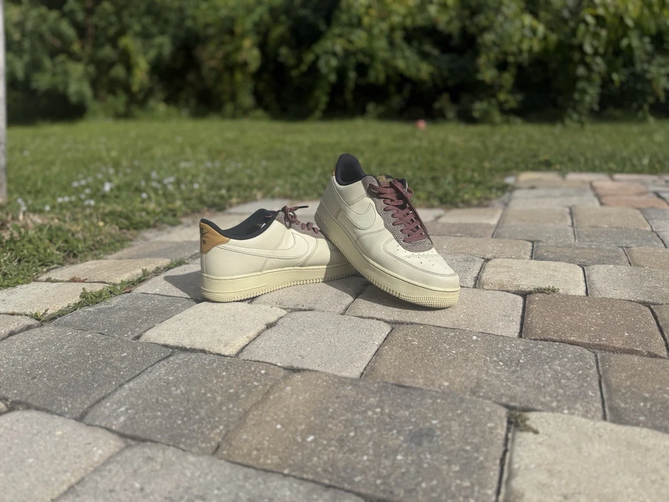 Nike Air Force 1 ’07 LV8 "Fossil" CK4363-200 para hombre talla ___ marrón vela/bronceado Foto 1 de 4