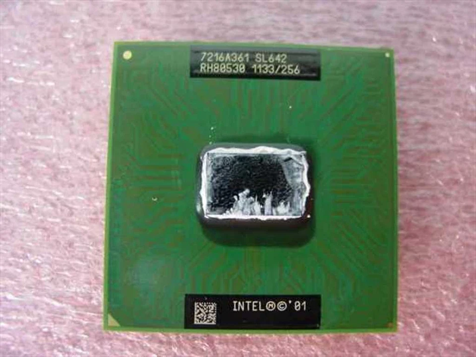 Intel SL642 Pentium 3 PIII Celeron CPU Processor 1133/256 - RH80530 - Socket 479 - Image 1 of 3