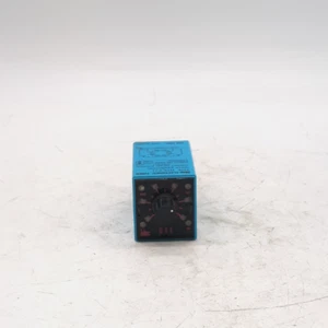 Idec RTE-P11 24VAC/DC Time Delay Relay - Picture 1 of 4