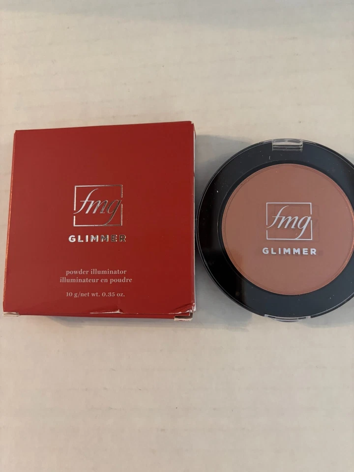 AVON FMG GLIMMER POWDER ILLUMINATOR SHADE: ROSE - Image 1 of 1
